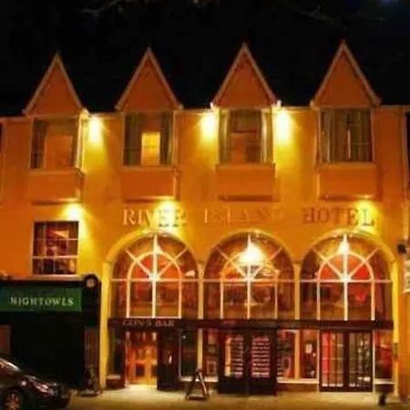Hotel River Island 3*