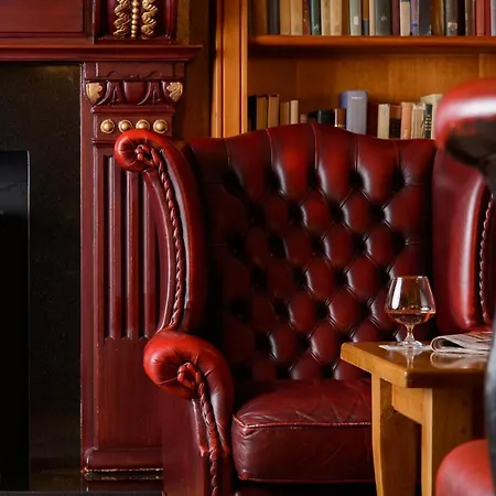 Hotell River Island 3*