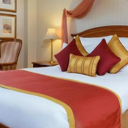River Island 3* Castleisland