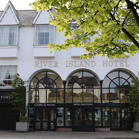 River Island Hotel 3*
